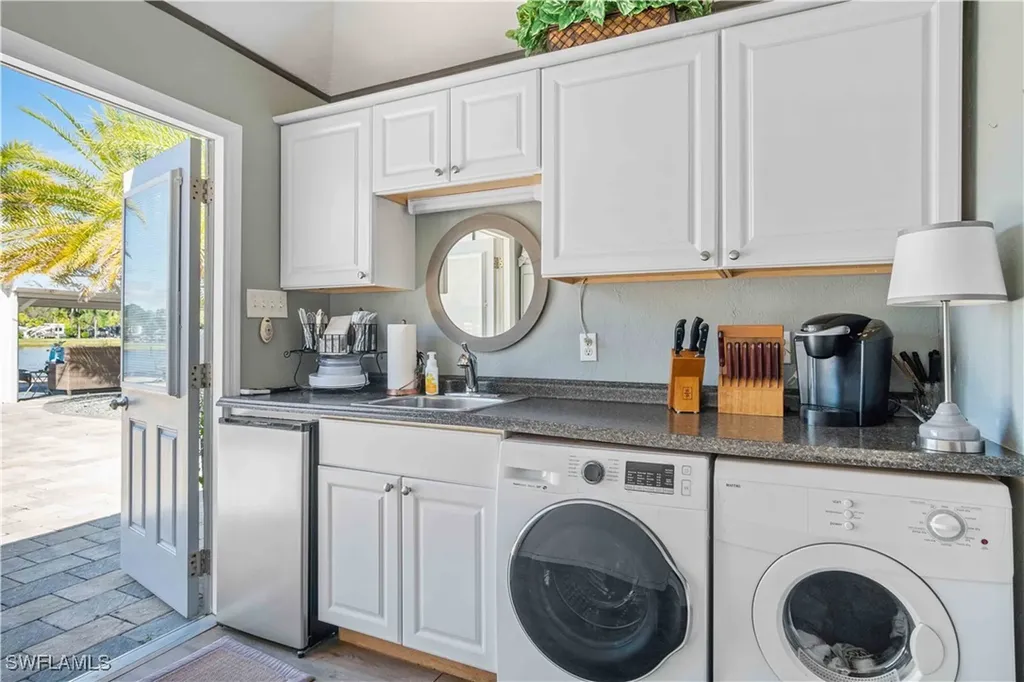 10211 Surfwood Court Fort Myers FL 33905