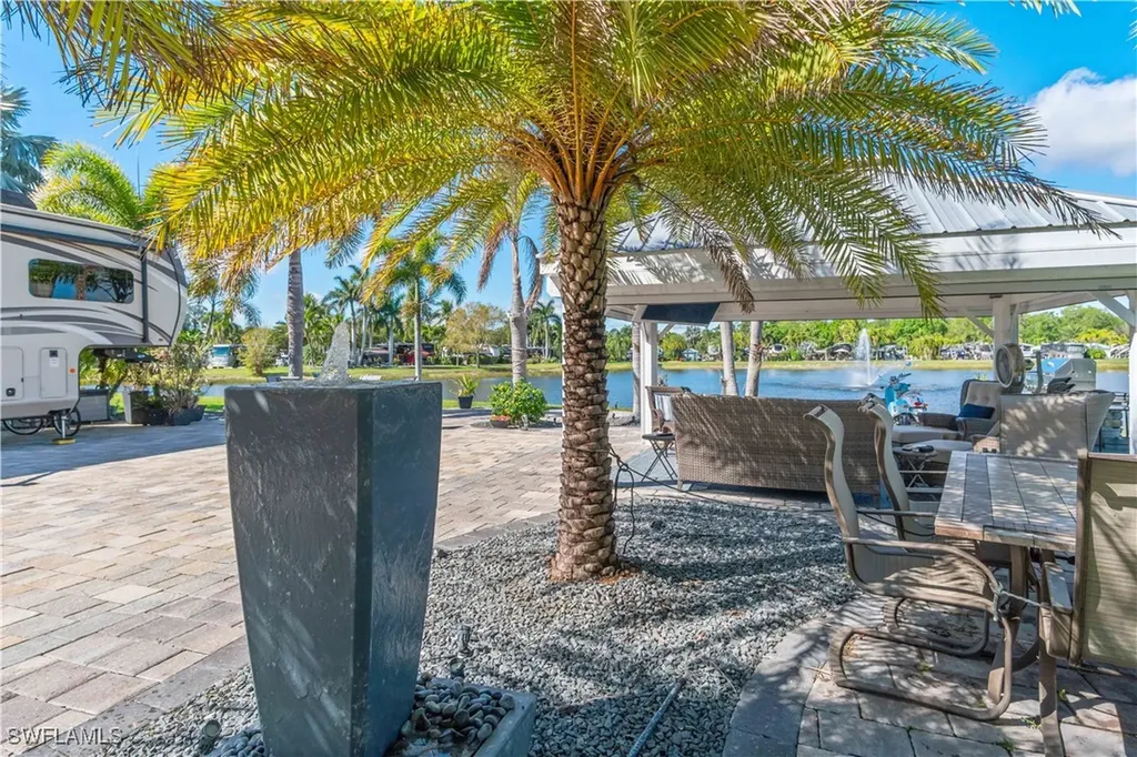 10211 Surfwood Court Fort Myers FL 33905