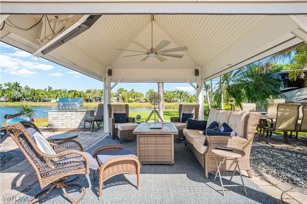 10211 Surfwood Court Fort Myers FL 33905