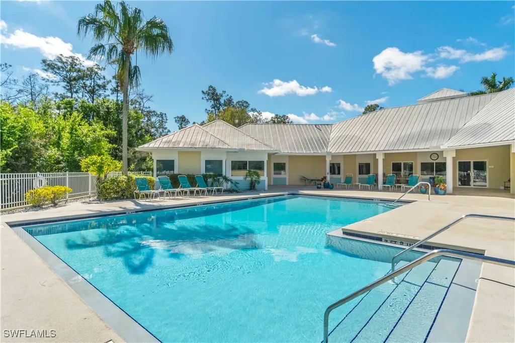 10211 Surfwood Court Fort Myers FL 33905