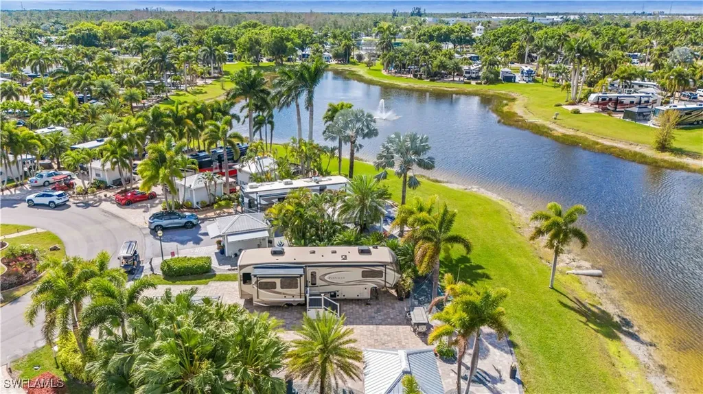 10211 Surfwood Court Fort Myers FL 33905