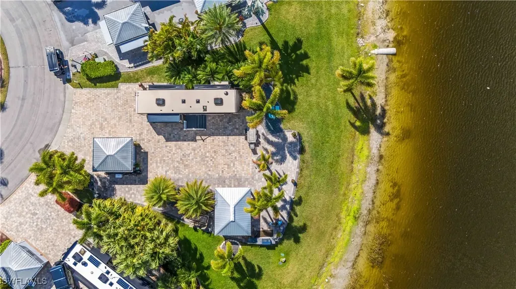 10211 Surfwood Court Fort Myers FL 33905