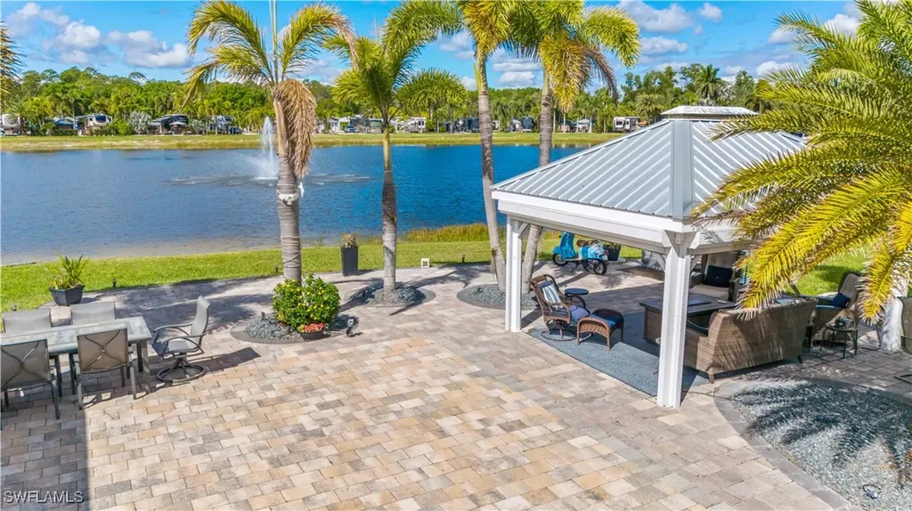 10211 Surfwood Court Fort Myers FL 33905