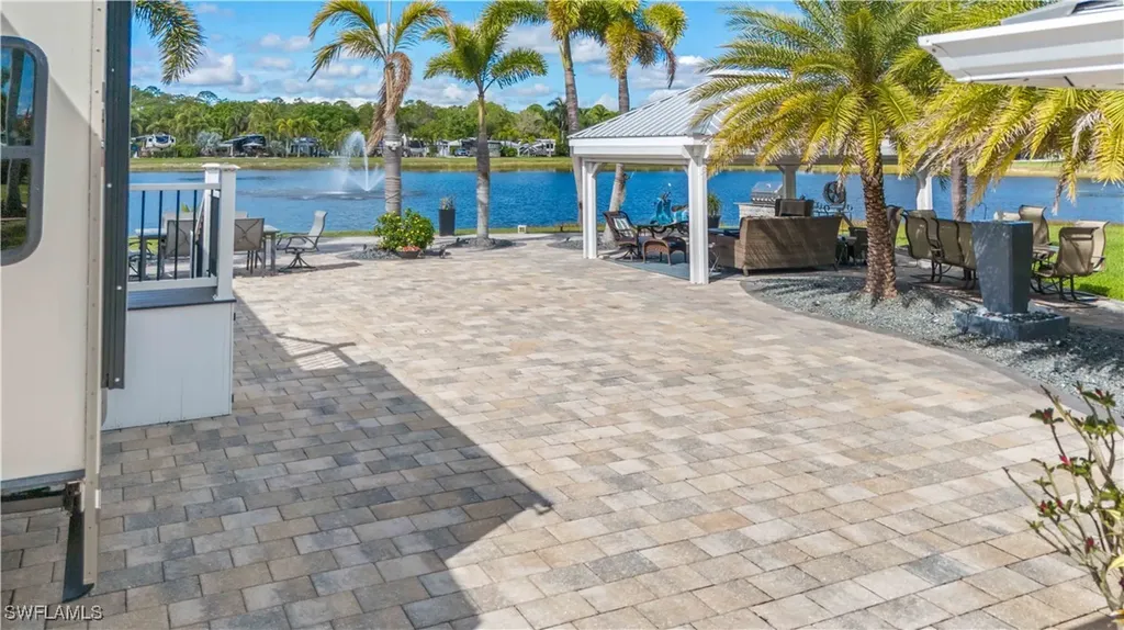 10211 Surfwood Court Fort Myers FL 33905