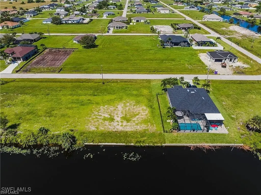 301 NW 26th Place Cape Coral FL 33993