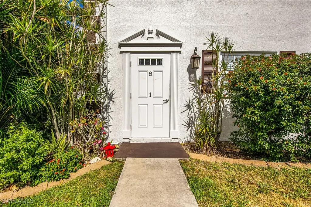 7025 New Post Drive North Fort Myers FL 33917