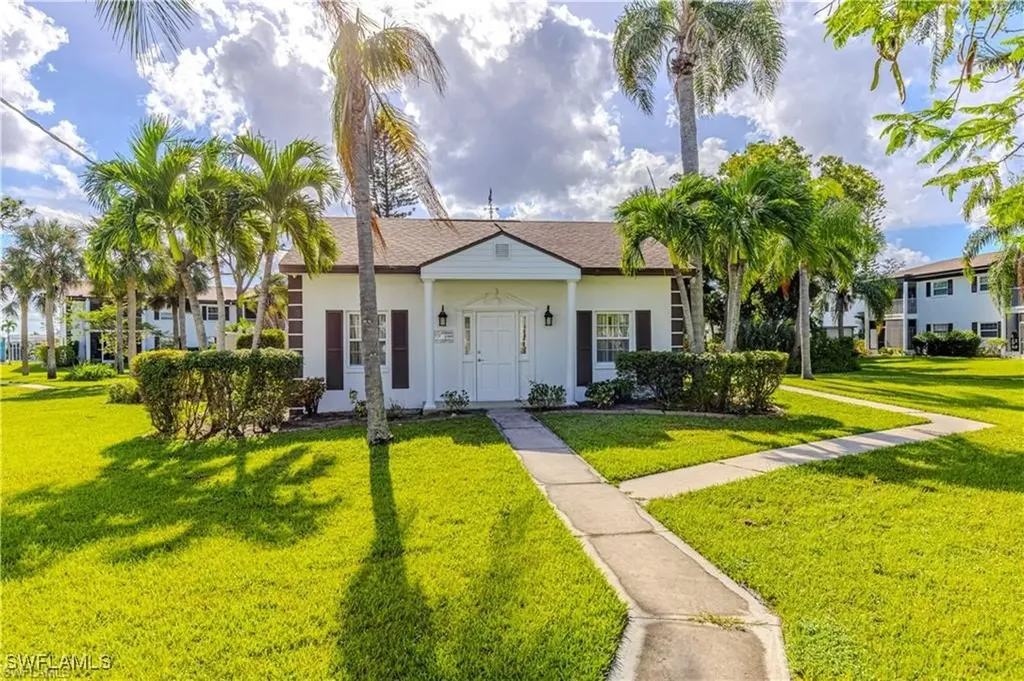 7025 New Post Drive North Fort Myers FL 33917