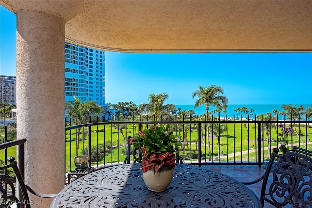 4251 Gulf Shore Boulevard N Naples FL 34103