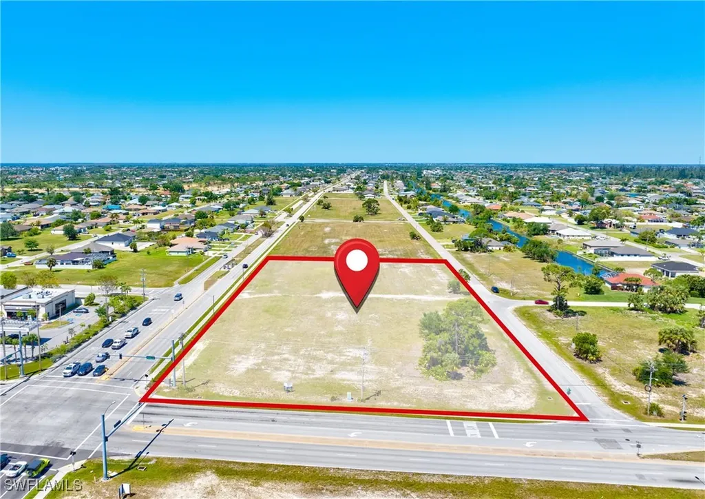 815 Trafalgar Parkway W Cape Coral FL 33991