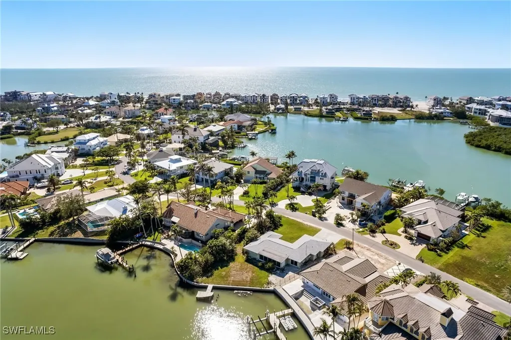 26870 Mclaughlin Boulevard Bonita Springs FL 34134