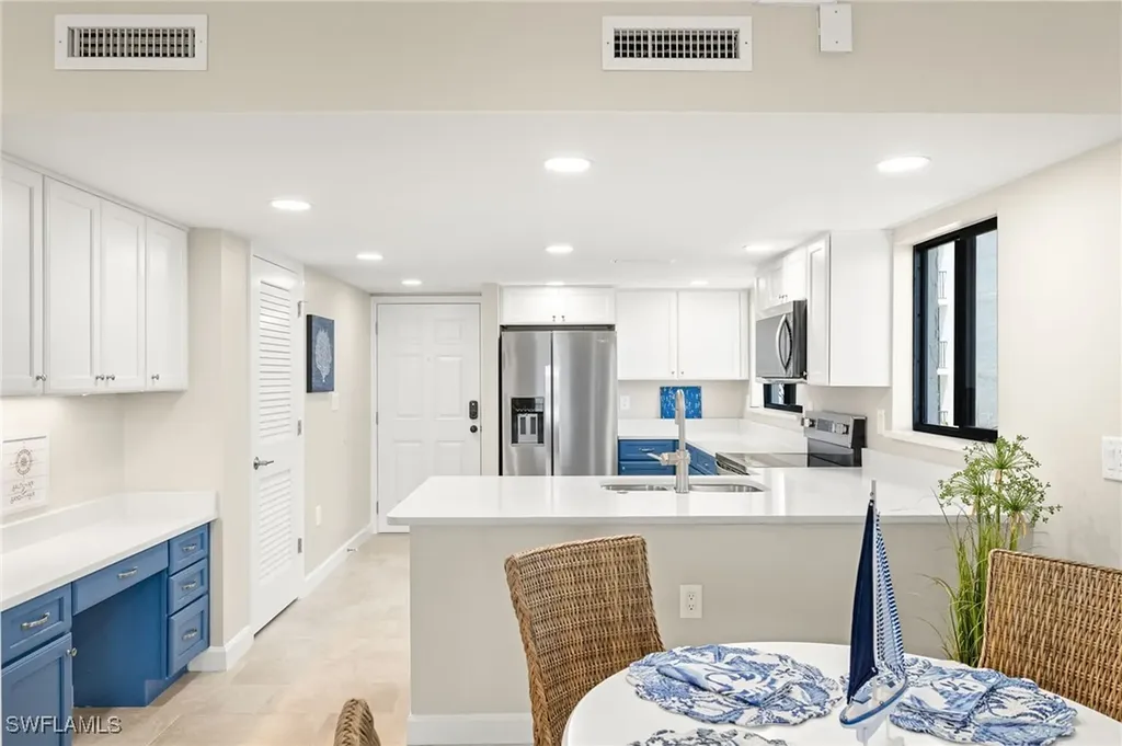 671 E Gulf Drive Sanibel FL 33957