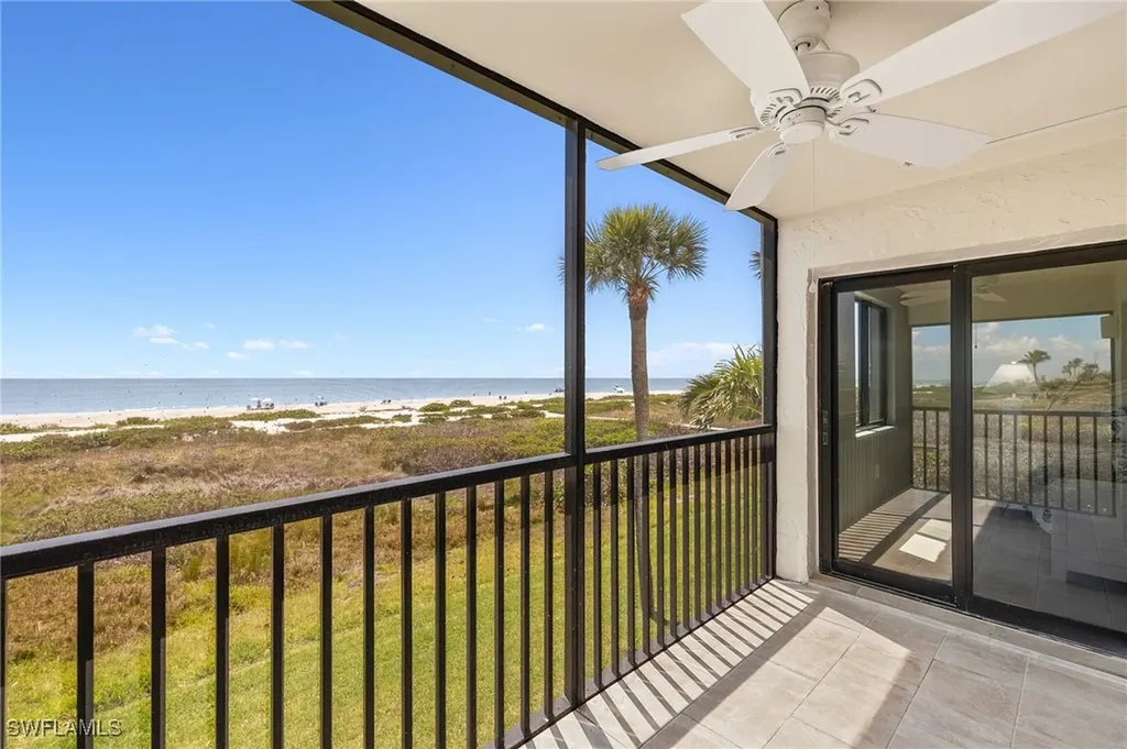 671 E Gulf Drive Sanibel FL 33957