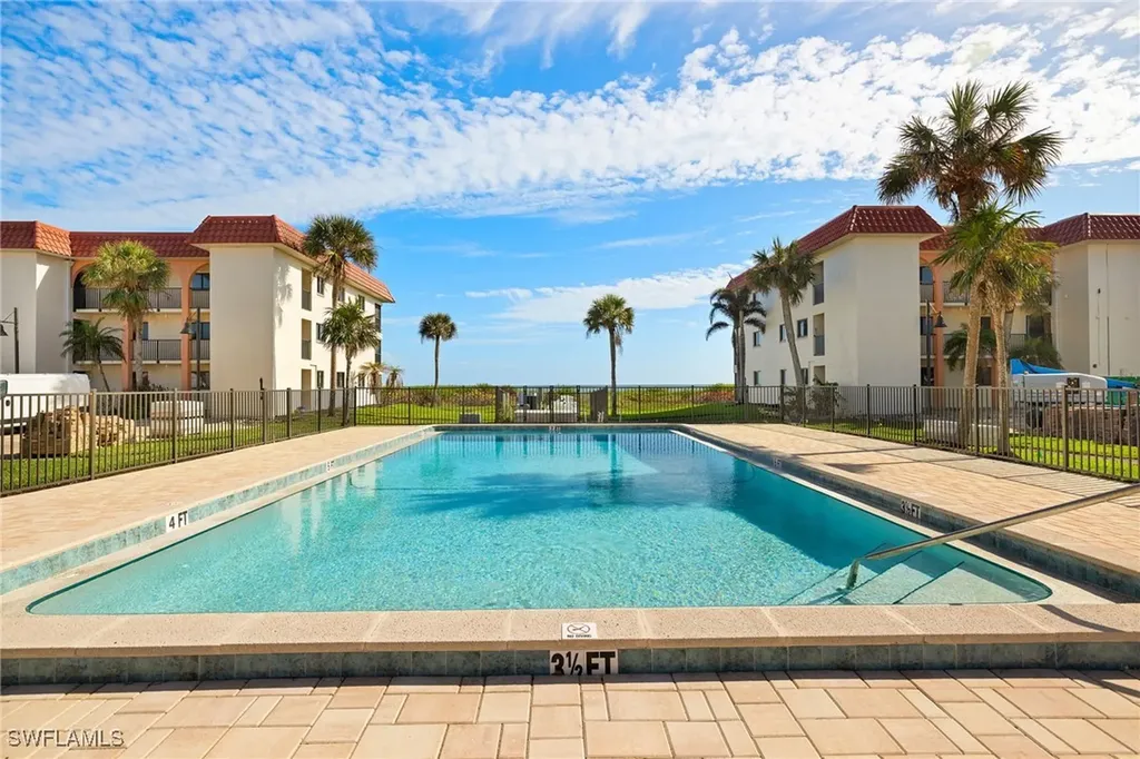 671 E Gulf Drive Sanibel FL 33957