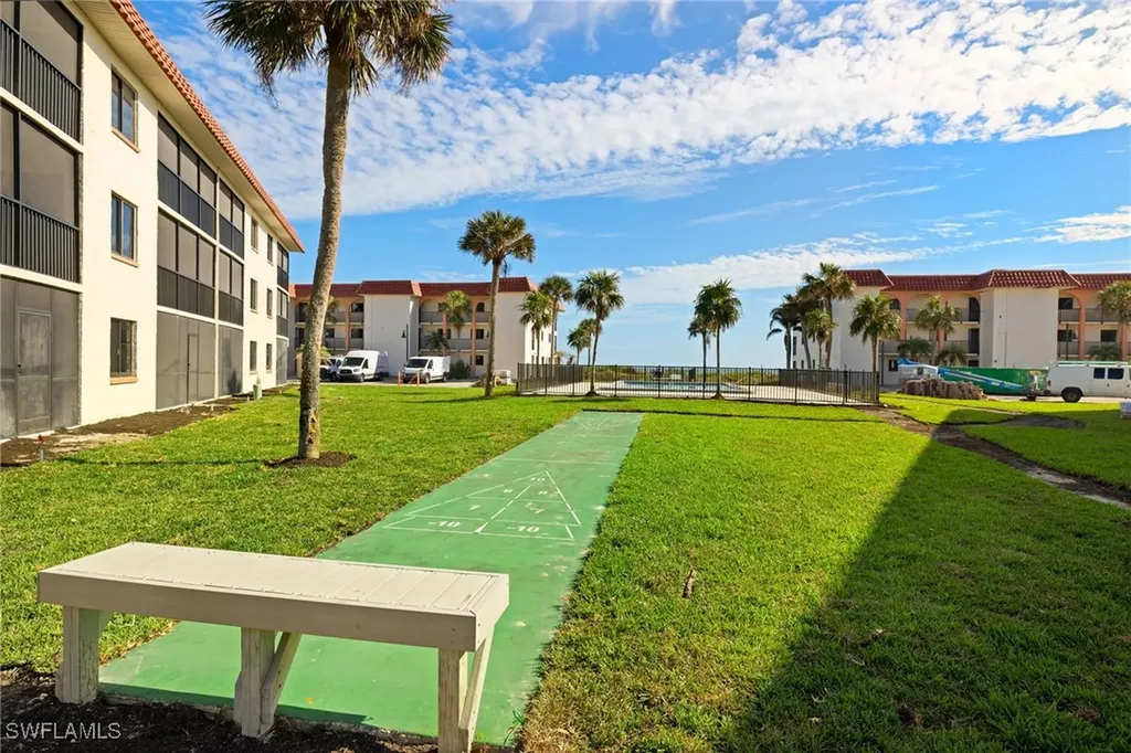 671 E Gulf Drive Sanibel FL 33957