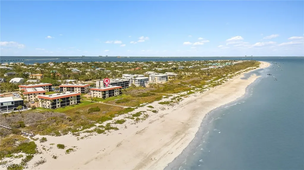 671 E Gulf Drive Sanibel FL 33957