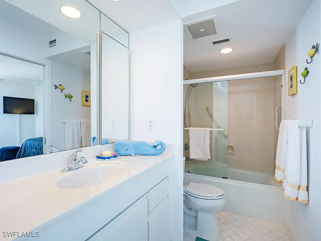 5555 Heron Point Drive Naples FL 34108