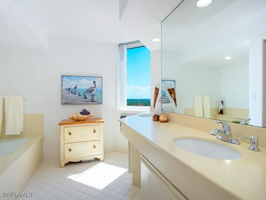 5555 Heron Point Drive Naples FL 34108