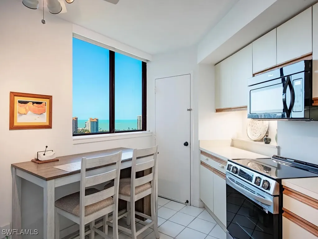 5555 Heron Point Drive Naples FL 34108