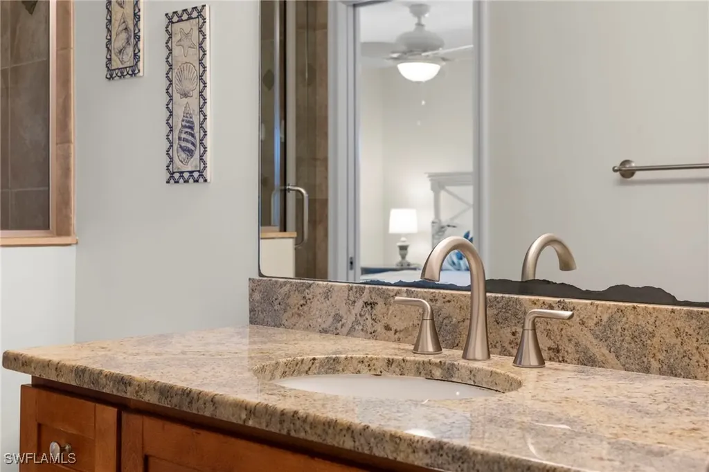 1811 Olde Middle Gulf Drive Sanibel FL 33957