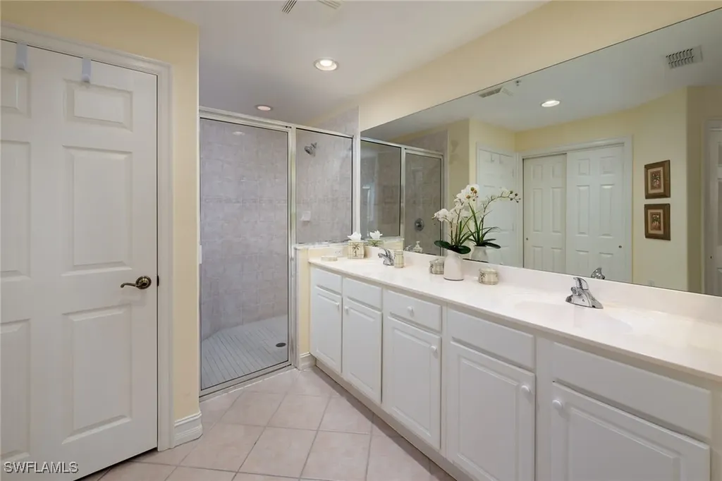 11041 Harbour Yacht Court Fort Myers FL 33908