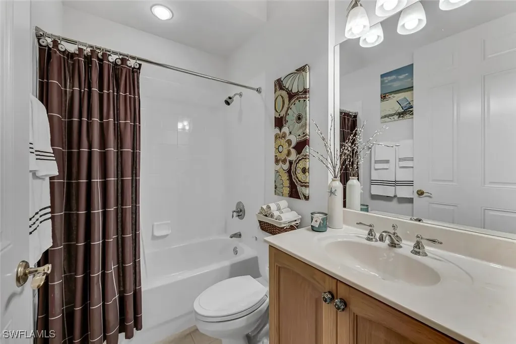 9243 Tesoro Lane Naples FL 34114