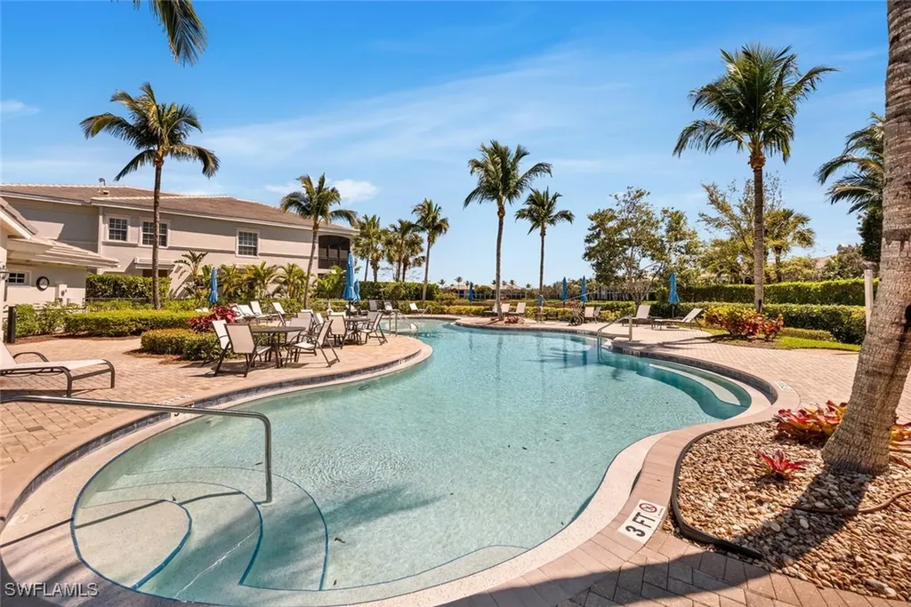 9243 Tesoro Lane Naples FL 34114