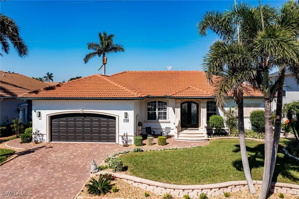 1532 Buccaneer Court Marco Island FL 34145