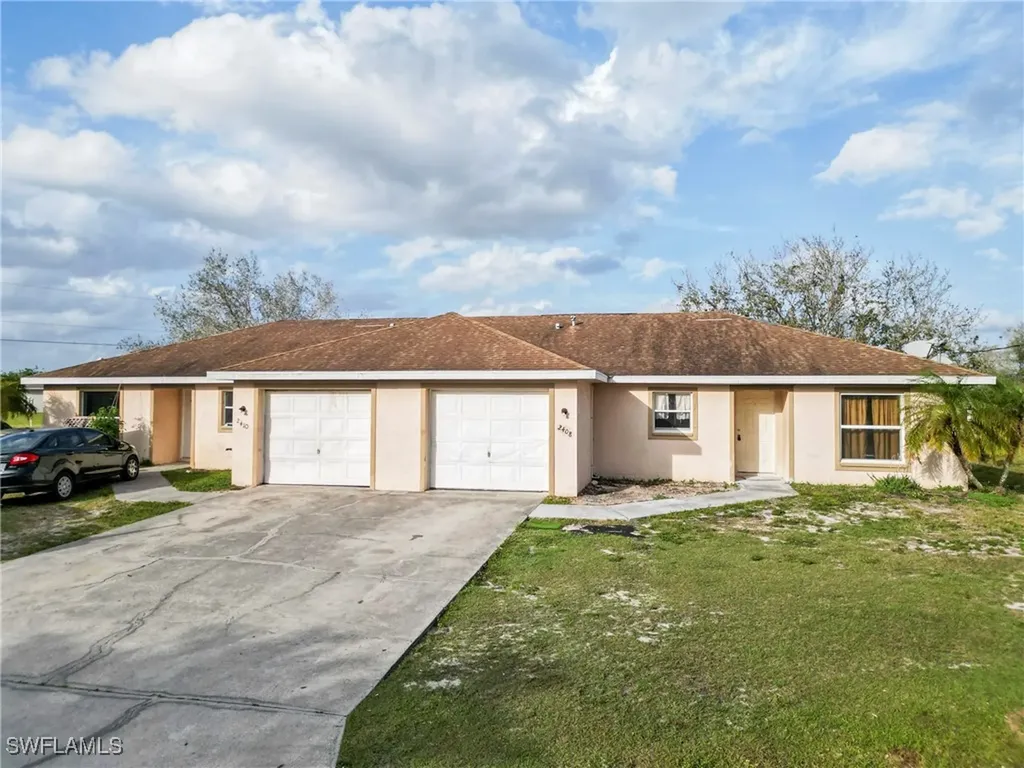 2408/2410 Crawford Avenue N Lehigh Acres FL 33971