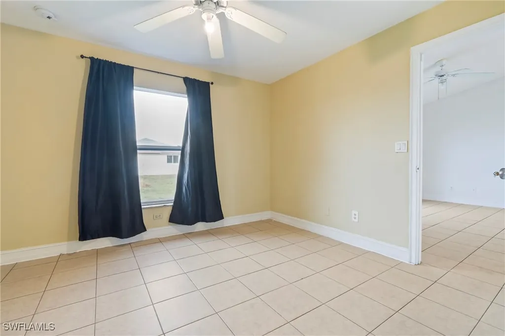2408/2410 Crawford Avenue N Lehigh Acres FL 33971