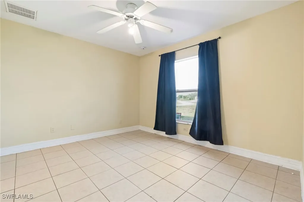 2408/2410 Crawford Avenue N Lehigh Acres FL 33971