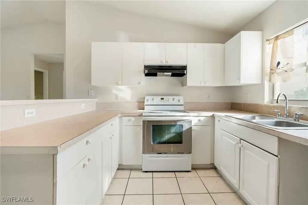 2408/2410 Crawford Avenue N Lehigh Acres FL 33971