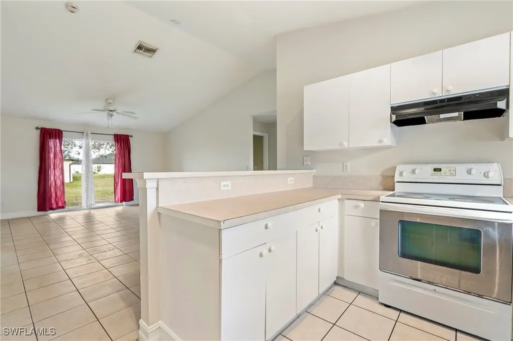 2408/2410 Crawford Avenue N Lehigh Acres FL 33971