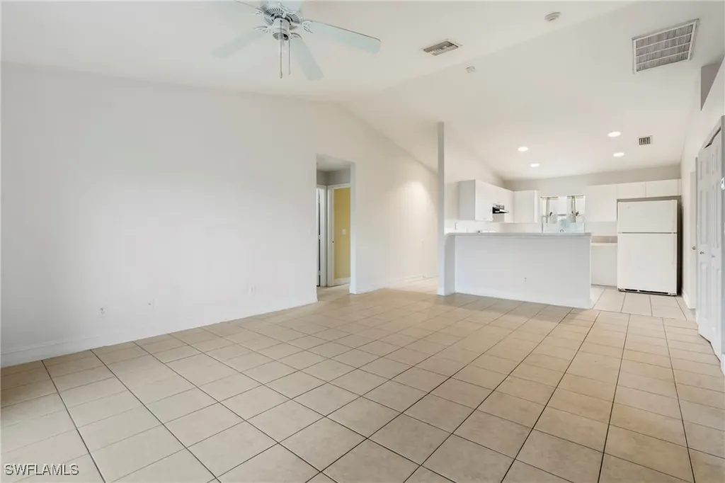 2408/2410 Crawford Avenue N Lehigh Acres FL 33971