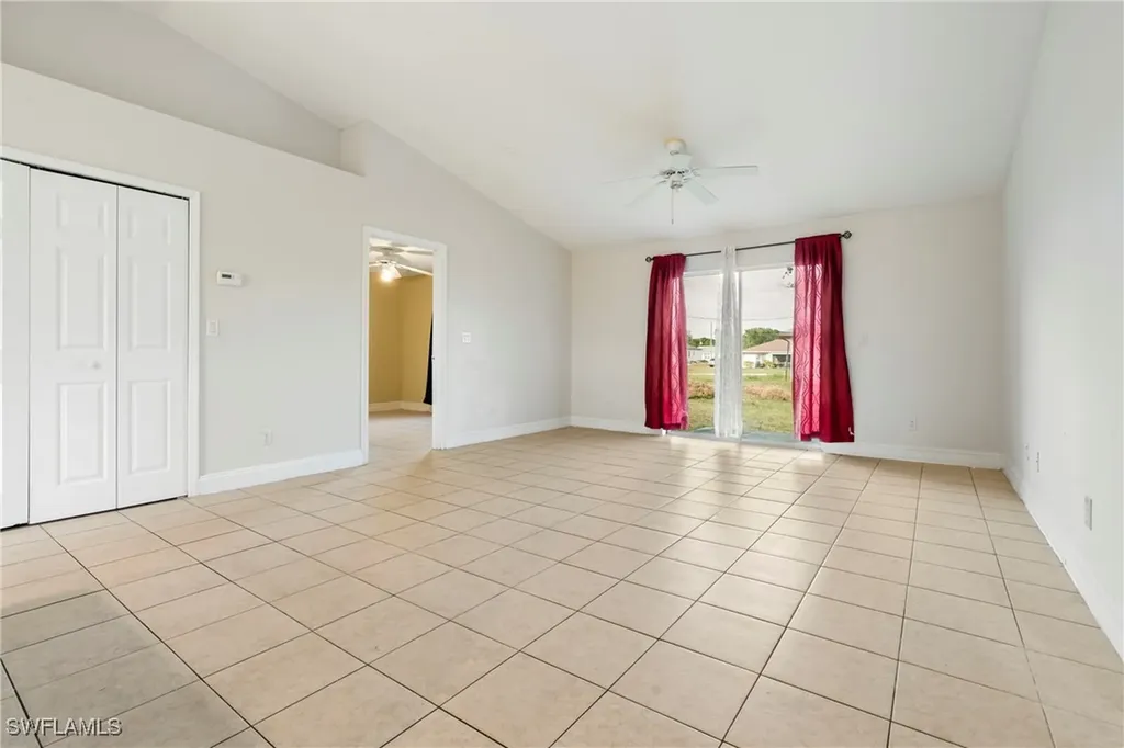 2408/2410 Crawford Avenue N Lehigh Acres FL 33971