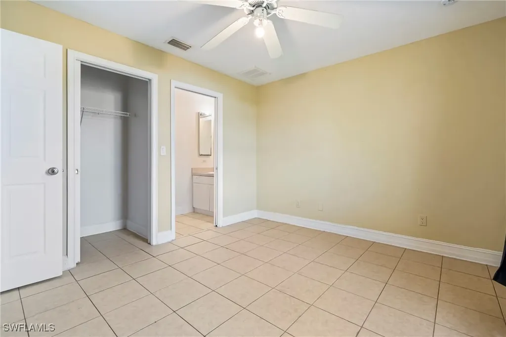 2408/2410 Crawford Avenue N Lehigh Acres FL 33971