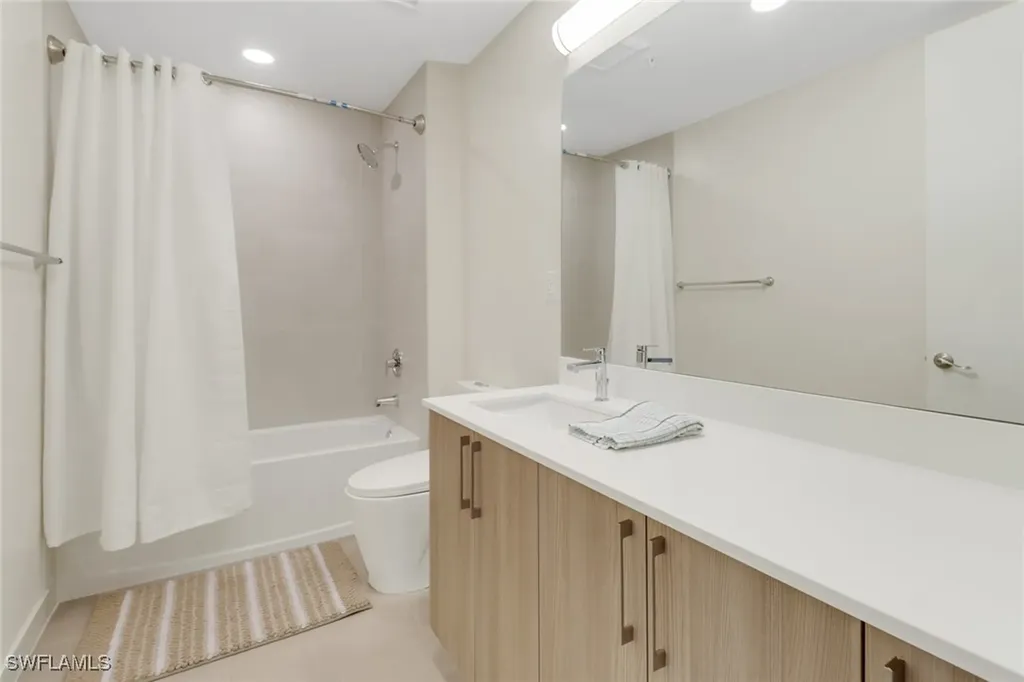26589 Rosewood Pointe Drive Bonita Springs FL 34135