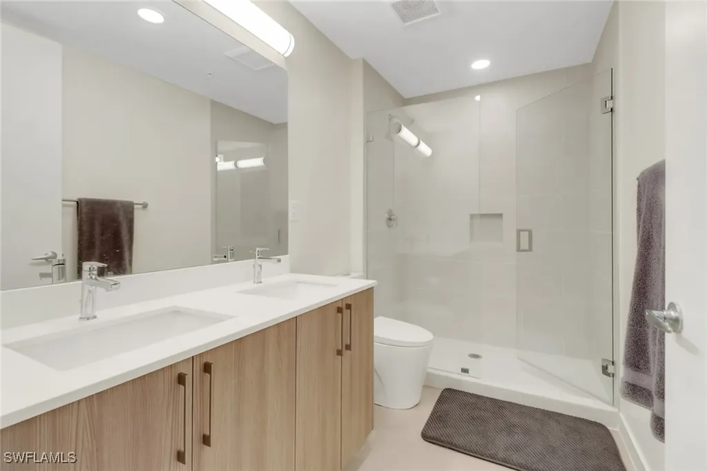 26589 Rosewood Pointe Drive Bonita Springs FL 34135