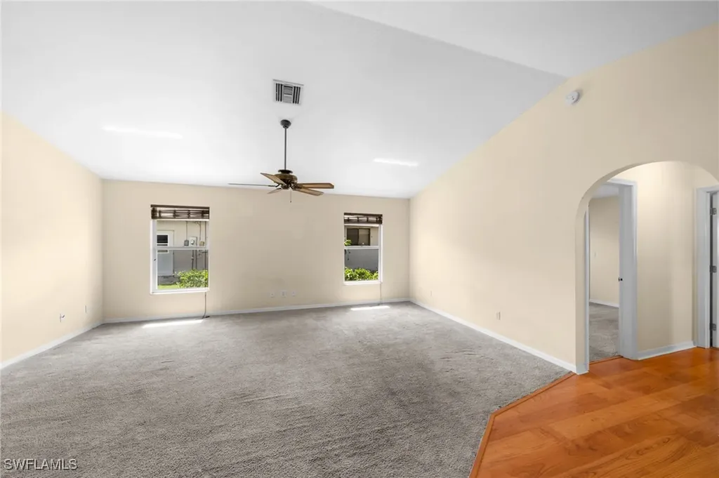 1402 SE 1st Terrace Cape Coral FL 33990