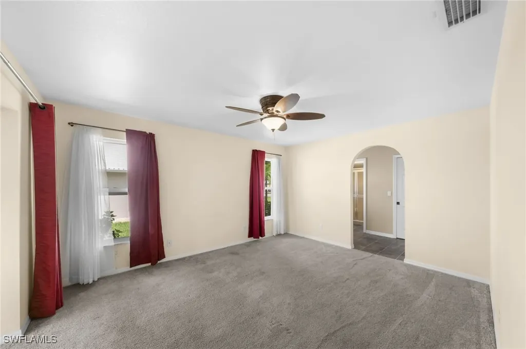 1402 SE 1st Terrace Cape Coral FL 33990
