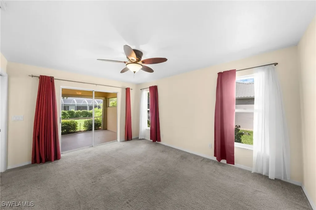 1402 SE 1st Terrace Cape Coral FL 33990