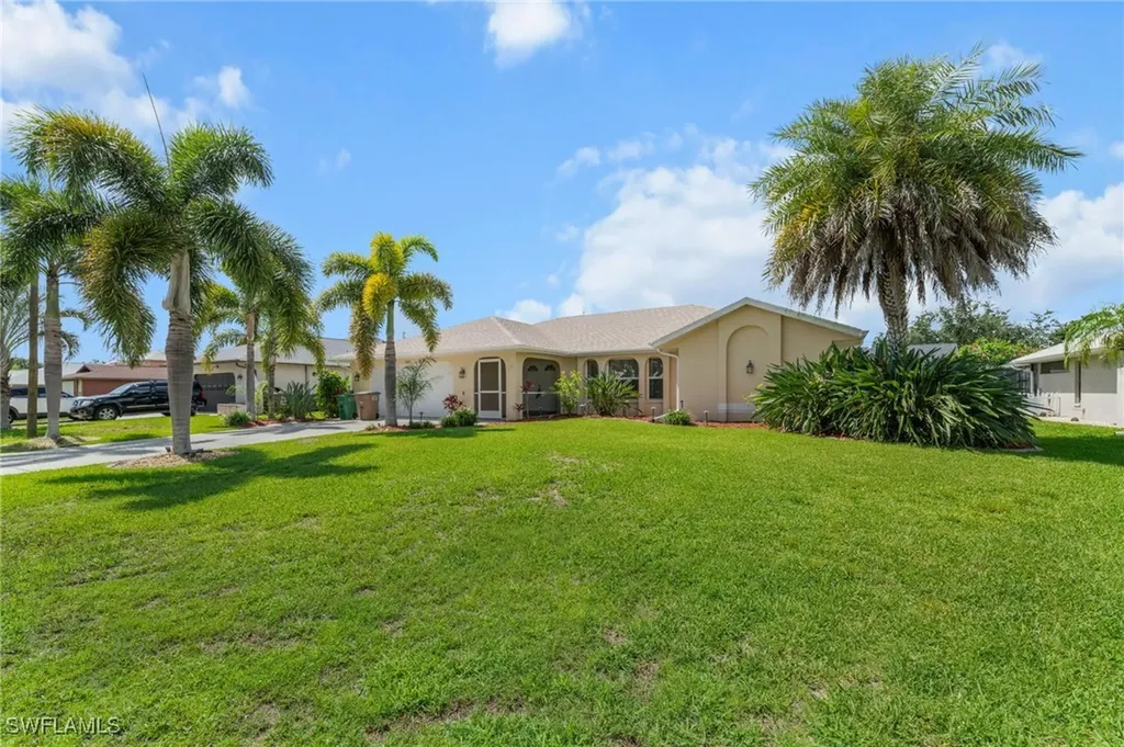 1402 SE 1st Terrace Cape Coral FL 33990