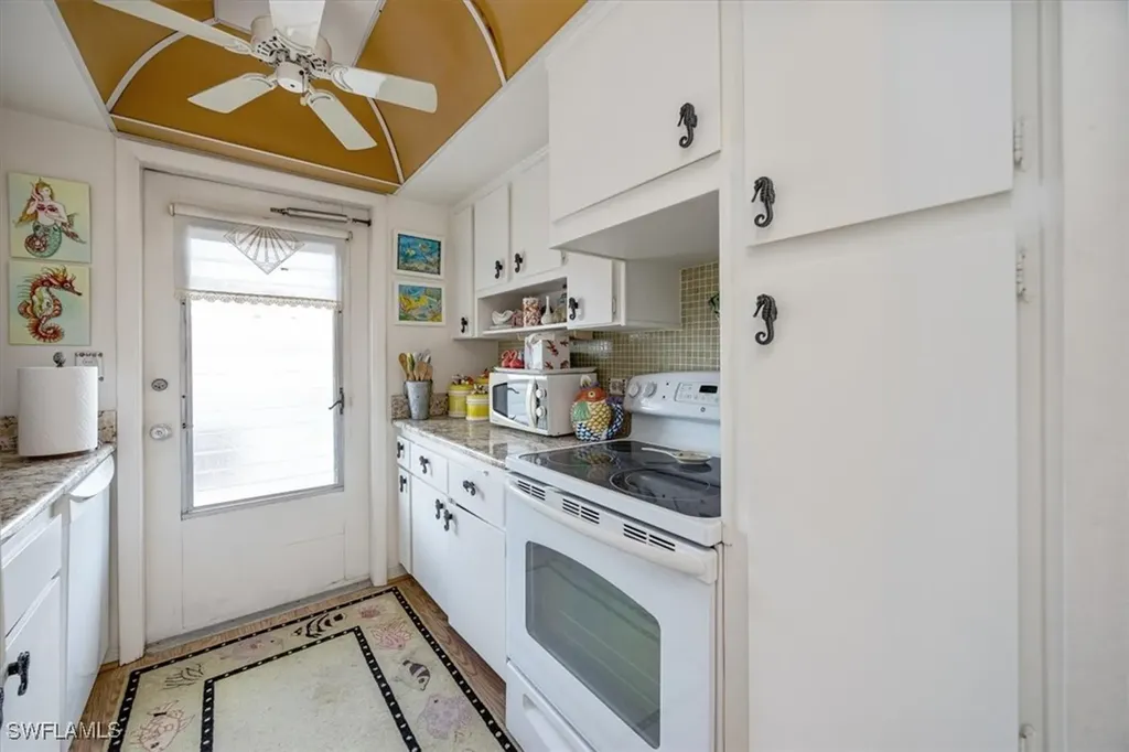 1550 Gulf Shore Boulevard N Naples FL 34102