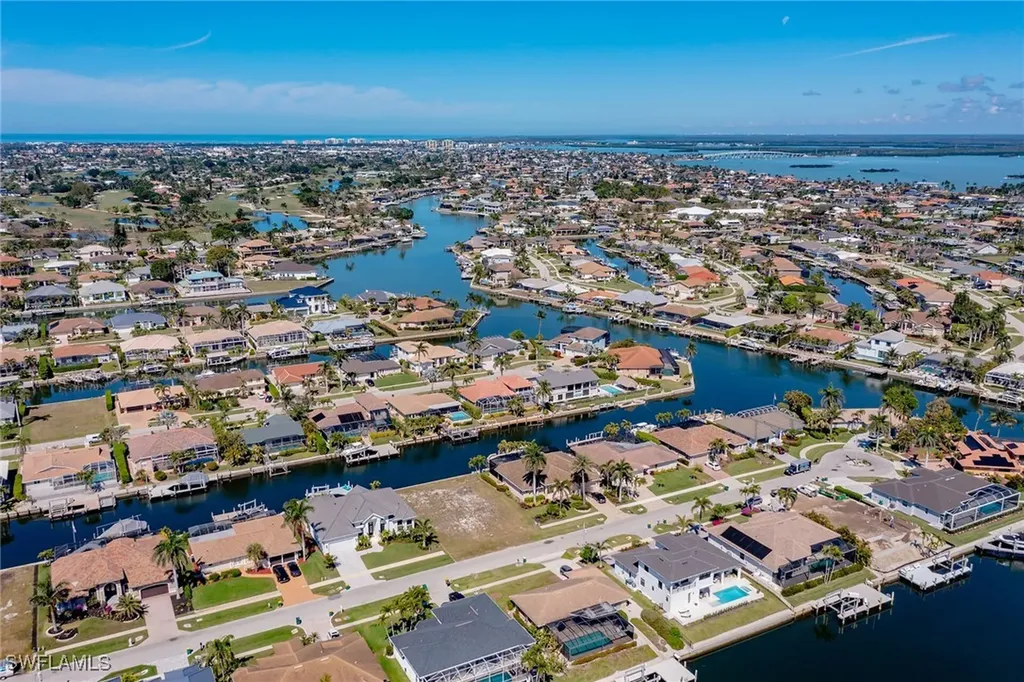 152 Gulfport Court Marco Island FL 34145