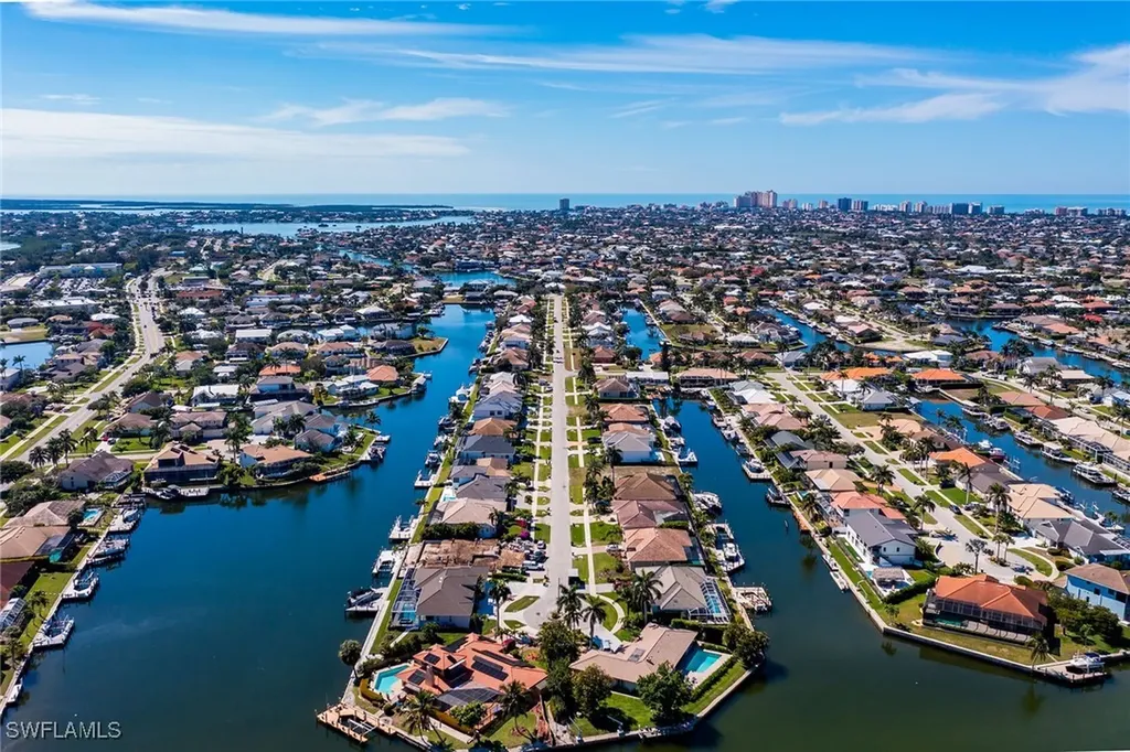 152 Gulfport Court Marco Island FL 34145