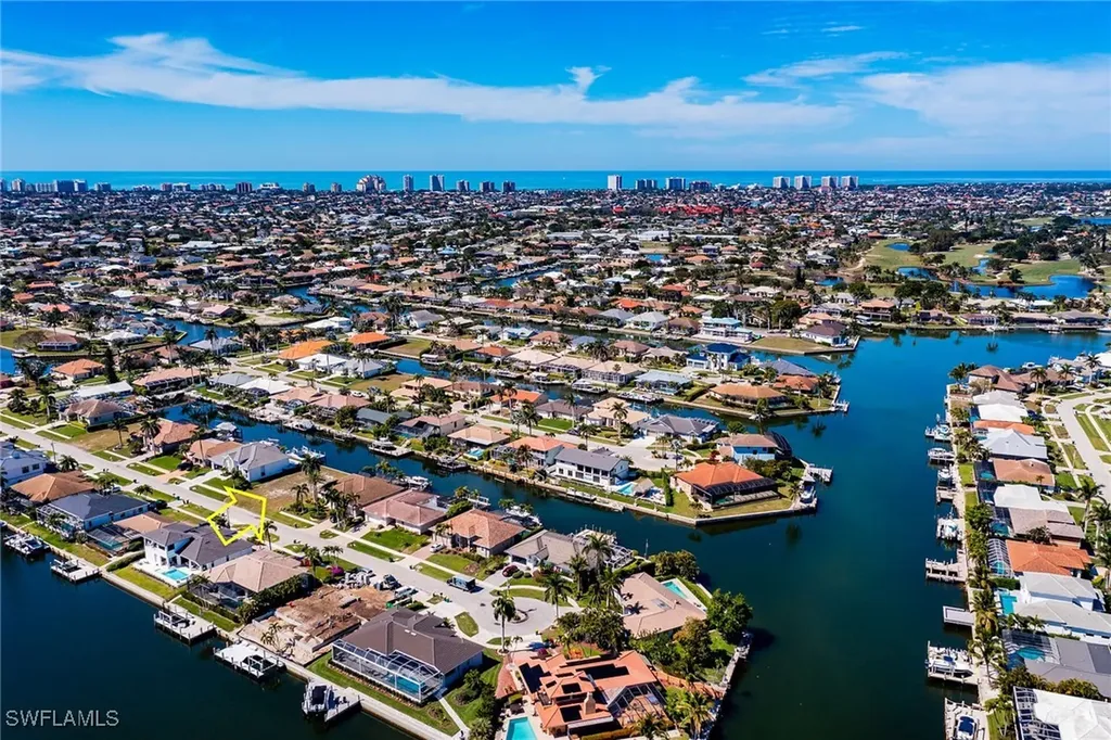 152 Gulfport Court Marco Island FL 34145