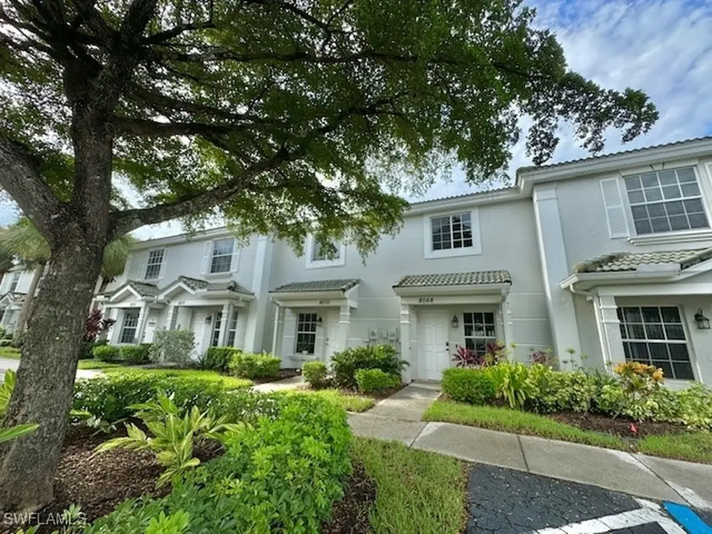 8068 Pacific Beach Drive Fort Myers FL 33966