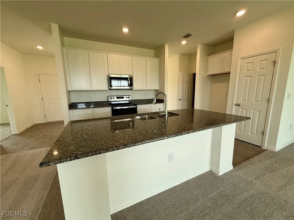 3552 NW 21st Terrace Cape Coral FL 33993