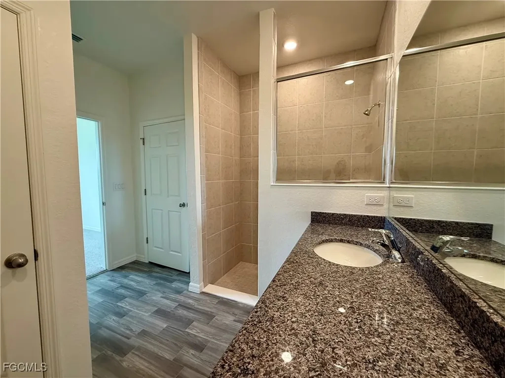 3552 NW 21st Terrace Cape Coral FL 33993