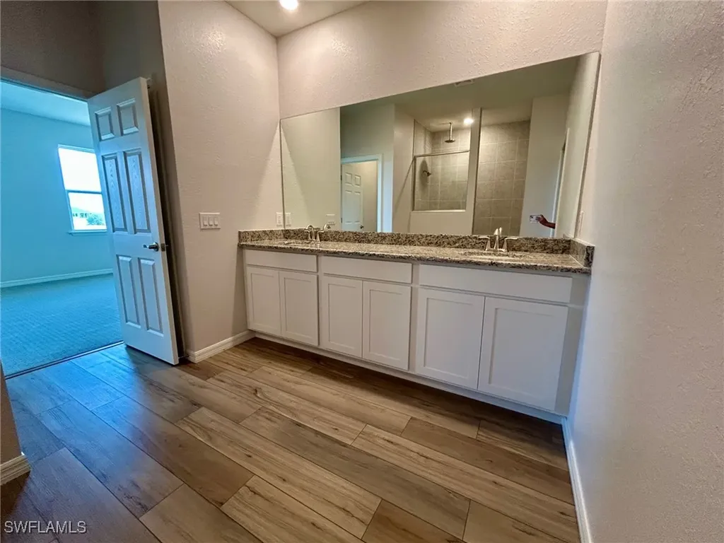 4602 NW 34th Terrace Cape Coral FL 33993