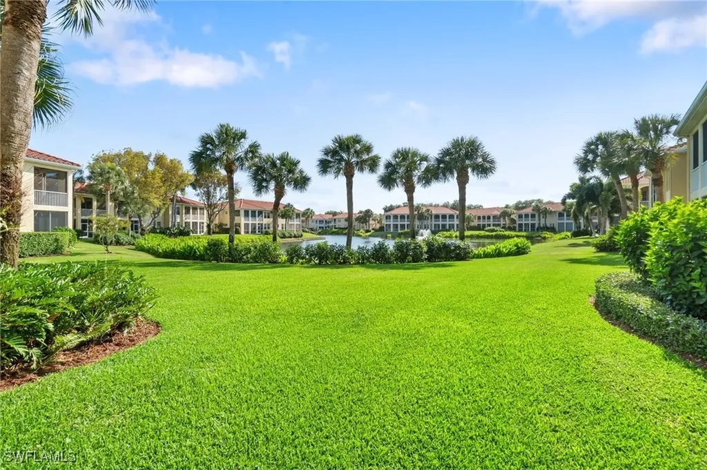 1000 L Ambiance Circle Naples FL 34108